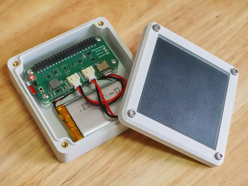 Soleil mounted in the solar panel case